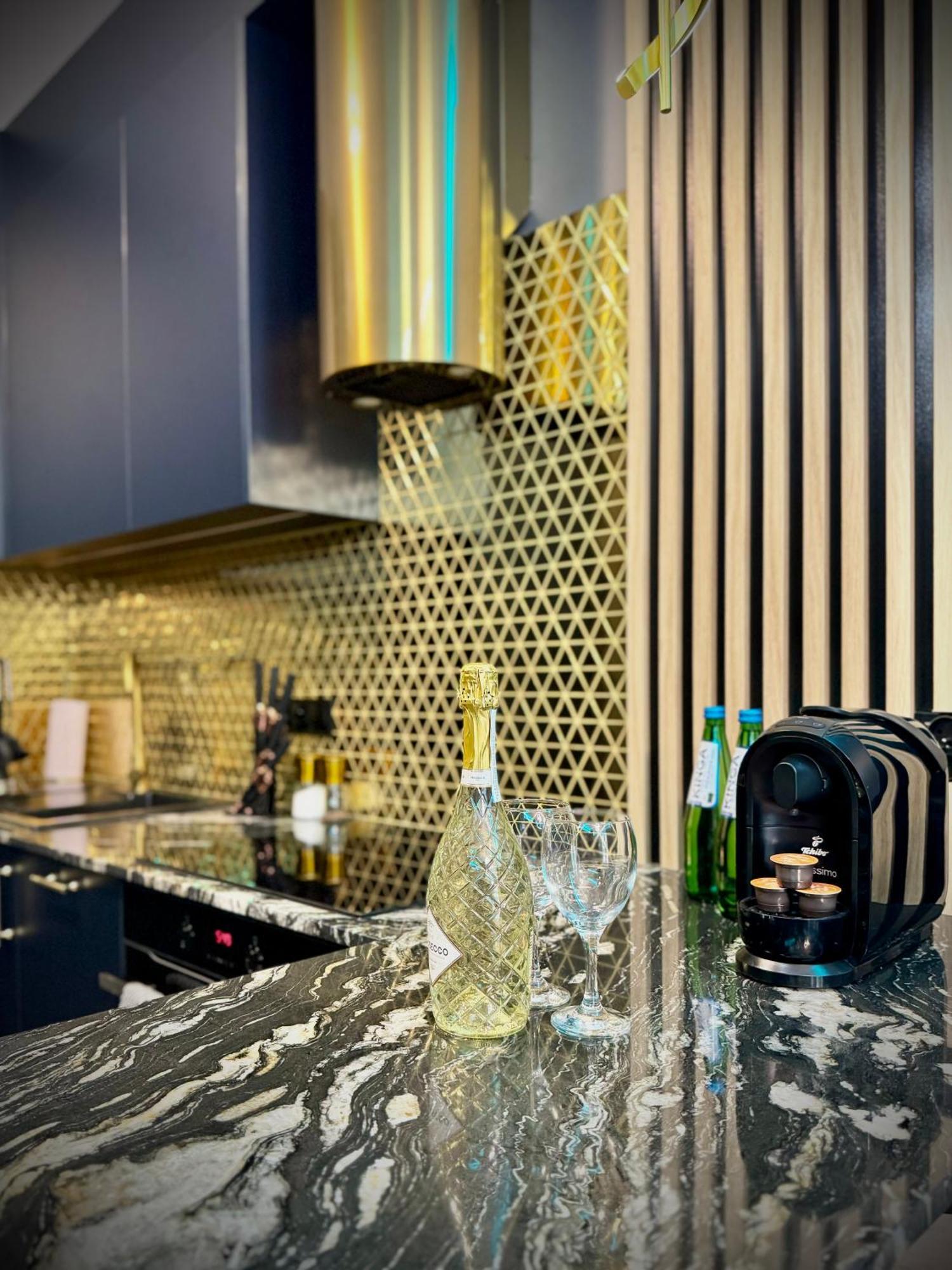 Golden Park Aparthotel Щецин Екстер'єр фото
